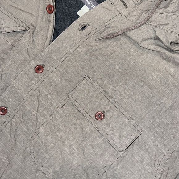 Quiksilver lightweight jacket. Size L. - Picture 4 of 6